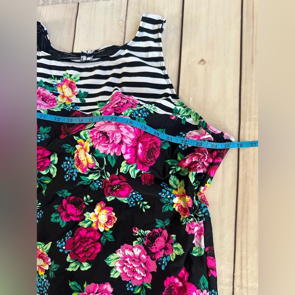 Torrid Swimsuit High Neck woman’s plus size 6 Floral One Piece Summer Beach - Picture 8 of 12